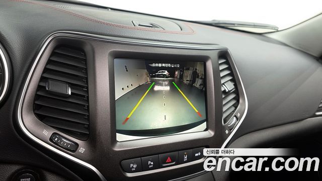 Jeep Cherokee 2021 — photo 20
