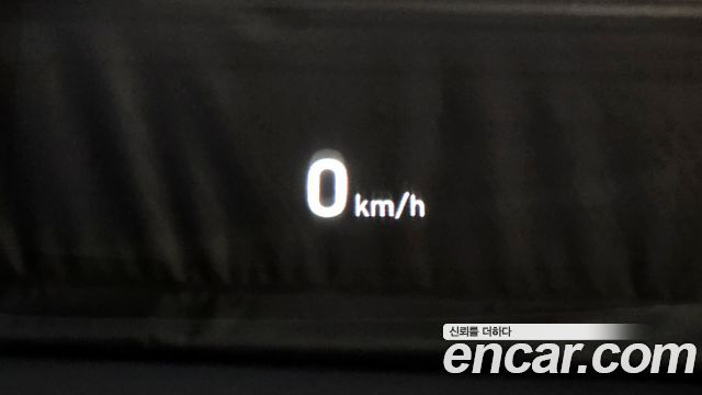 Genesis G80 2018 — photo 20