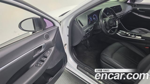 Hyundai Sonata 2020 — photo 17