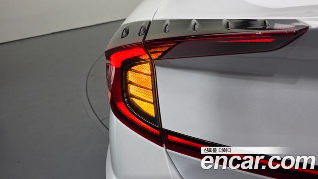 Hyundai Sonata 2020 — photo 9