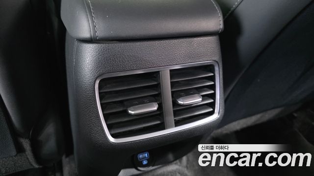 Hyundai Sonata 2020 — photo 30