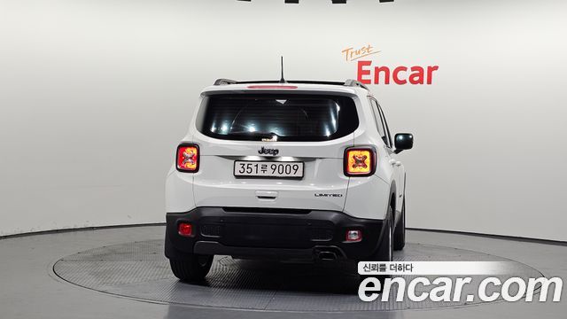 Jeep Renegade 2019 — photo 4