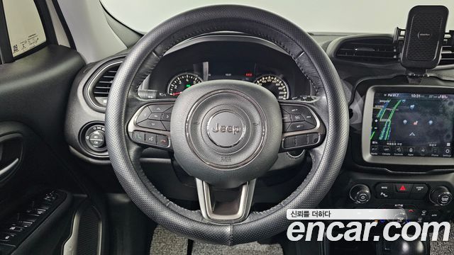 Jeep Renegade 2019 — photo 15