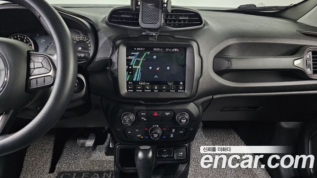 Jeep Renegade 2019 — photo 16