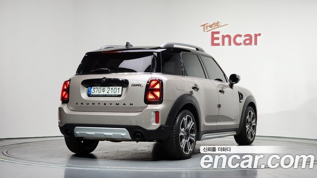 Mini Countryman 2022 — photo 2