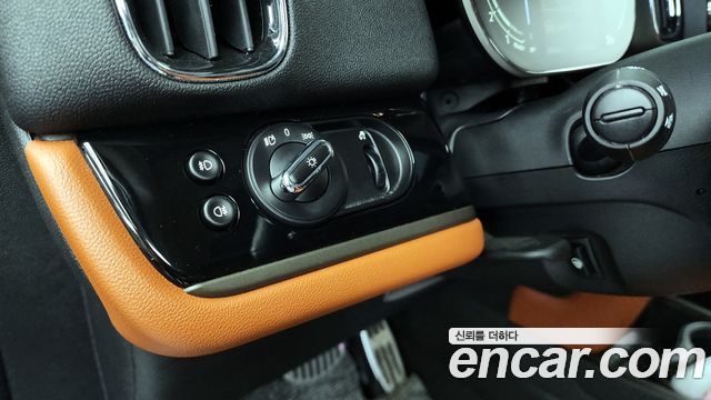 Mini Countryman 2022 — photo 22