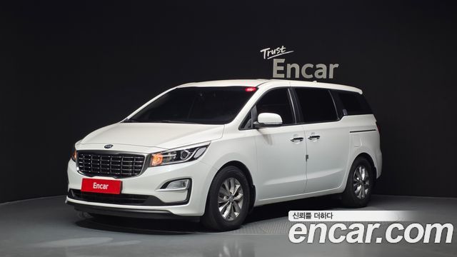 Kia Canival 2019 — photo 1