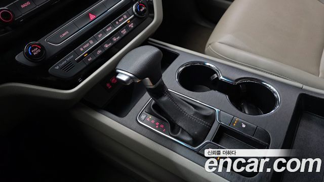 Kia Canival 2019 — photo 9