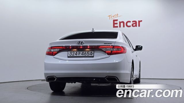 Hyundai Grandeur 2015 — photo 4