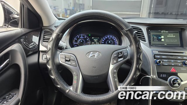 Hyundai Grandeur 2015 — photo 19