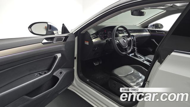 Volkswagen Arteon 2019 — photo 13