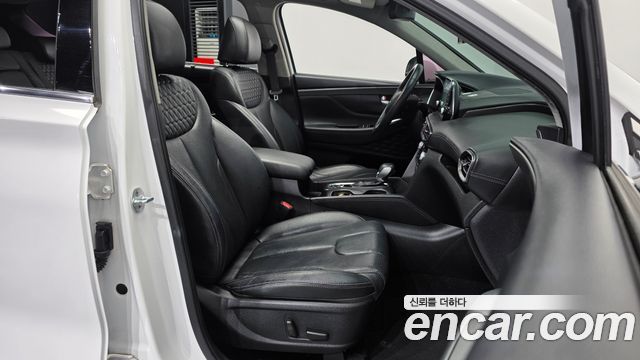 Hyundai Santafe 2019 — photo 17