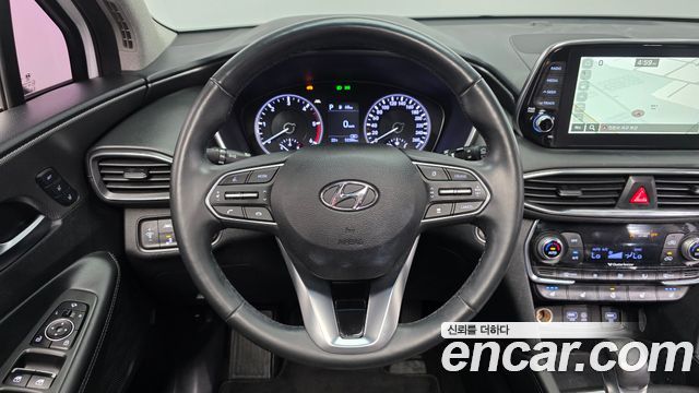 Hyundai Santafe 2019 — photo 19