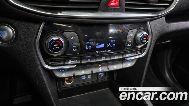 Hyundai Santafe 2019 — photo 22
