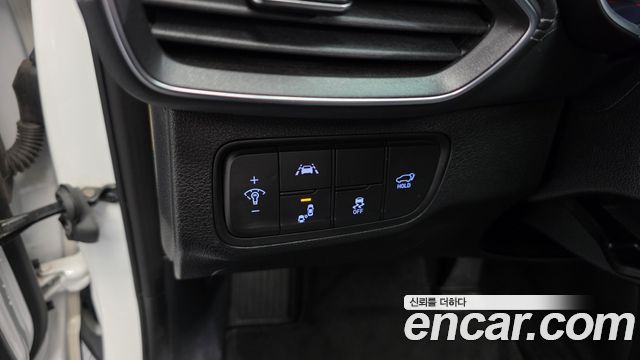 Hyundai Santafe 2019 — photo 23