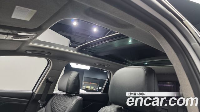 Hyundai Santafe 2019 — photo 25