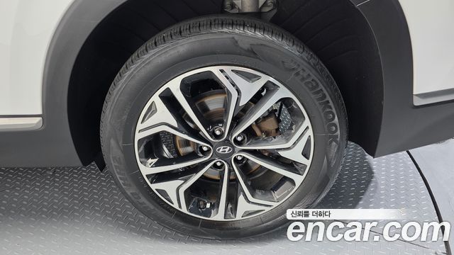 Hyundai Santafe 2019 — photo 7