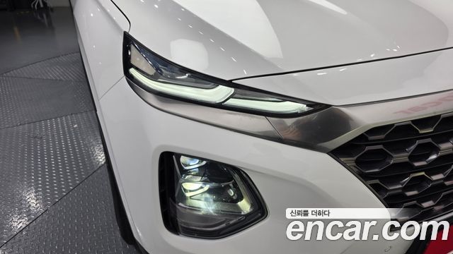 Hyundai Santafe 2019 — photo 8