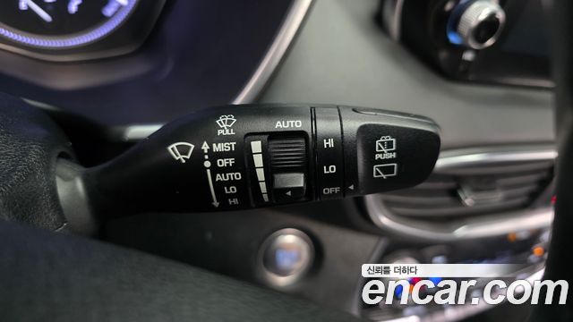 Hyundai Santafe 2019 — photo 31