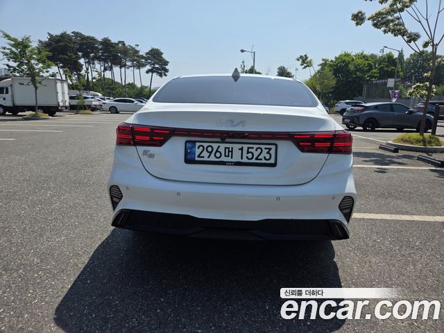 Kia K3 2022 — photo 4