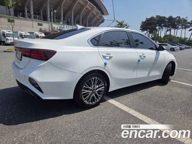Kia K3 2022 — photo 5