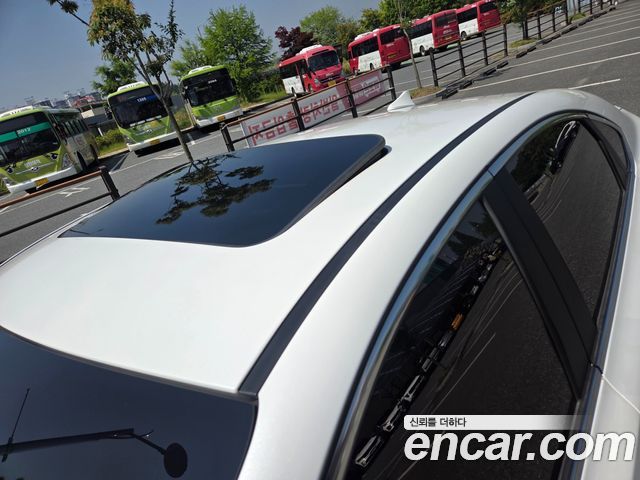 Kia K3 2022 — photo 15