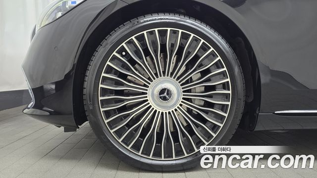Mercedes-Benz S-Class 2023 — photo 5