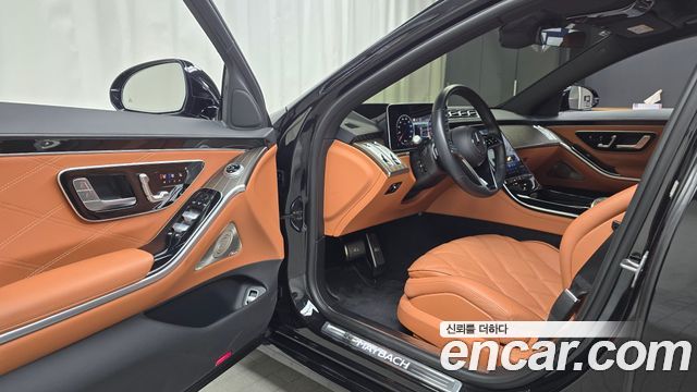 Mercedes-Benz S-Class 2023 — photo 10