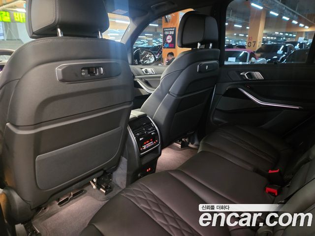 BMW X5 2025 — photo 10