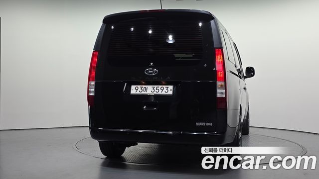Hyundai Staria 2022 — photo 4