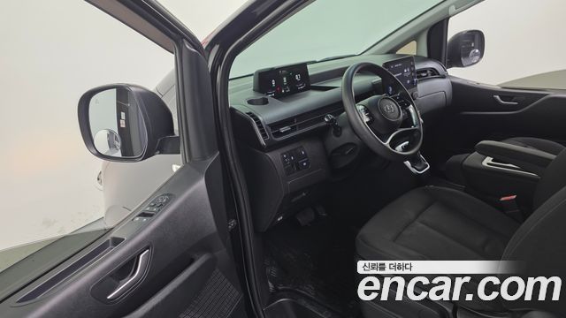 Hyundai Staria 2022 — photo 17
