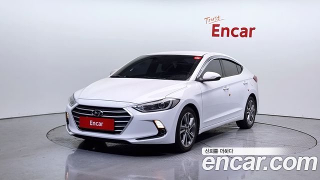 Hyundai AVANTE 2018 — photo 1