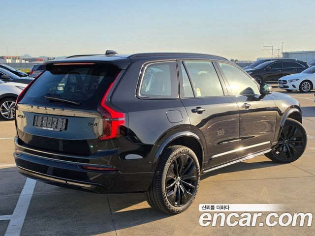 Volvo XC90 2026 — photo 2