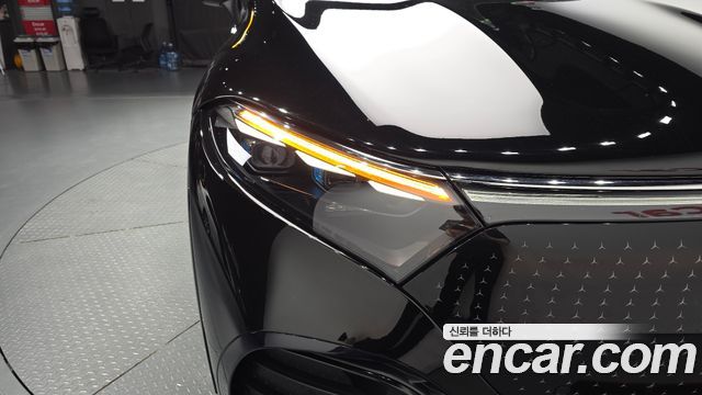 Mercedes-Benz EQS 2023 — photo 8