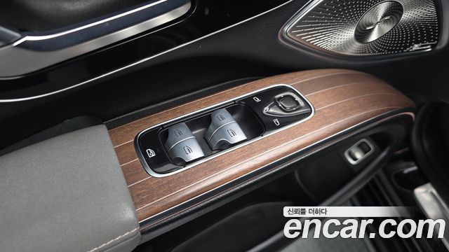Mercedes-Benz EQS 2023 — photo 29