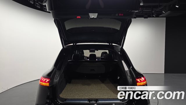 Mercedes-Benz EQS 2023 — photo 35