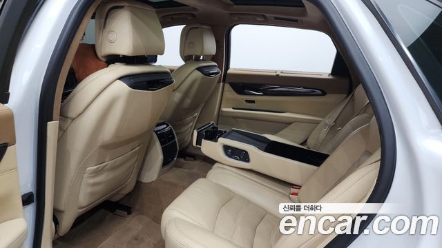 Cadillac CT6 2017 — photo 11