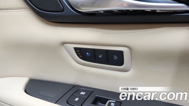 Cadillac CT6 2017 — photo 18