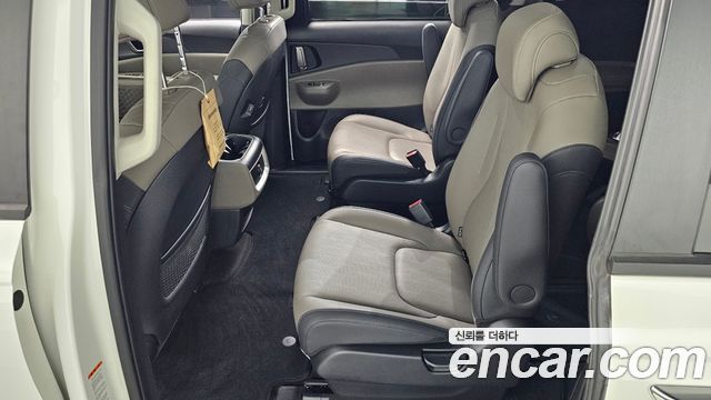 Kia Canival 2025 — photo 17