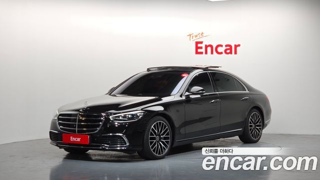 Mercedes-Benz S-Class 2024 — photo 1