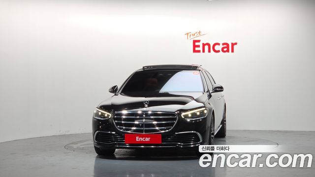 Mercedes-Benz S-Class 2024 — photo 3