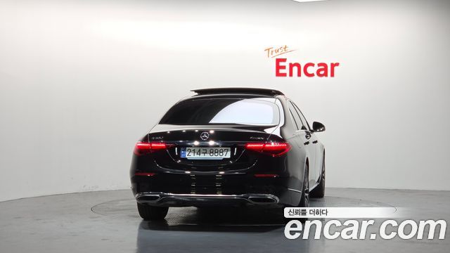 Mercedes-Benz S-Class 2024 — photo 4