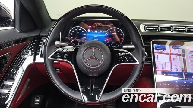 Mercedes-Benz S-Class 2024 — photo 13