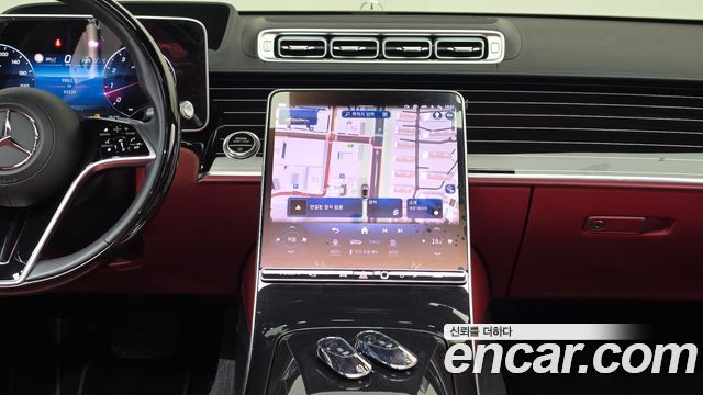 Mercedes-Benz S-Class 2024 — photo 14
