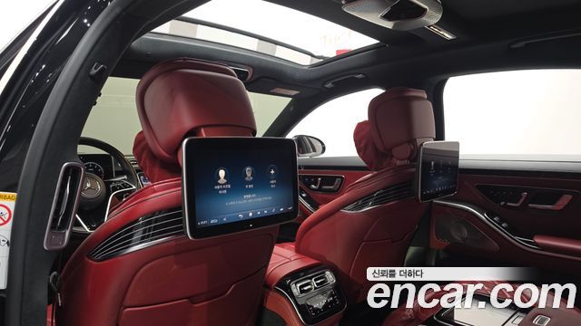 Mercedes-Benz S-Class 2024 — photo 15