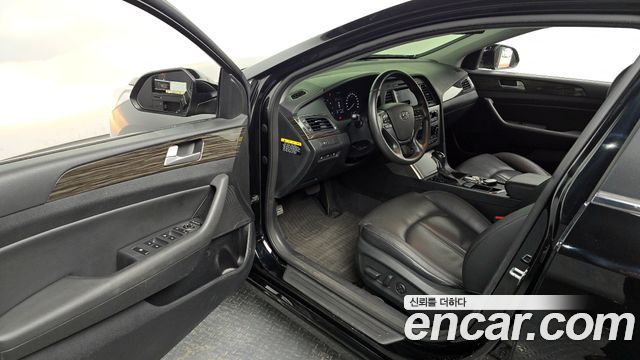 Hyundai Sonata 2015 — photo 13