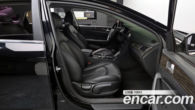 Hyundai Sonata 2015 — photo 17