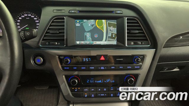 Hyundai Sonata 2015 — photo 21