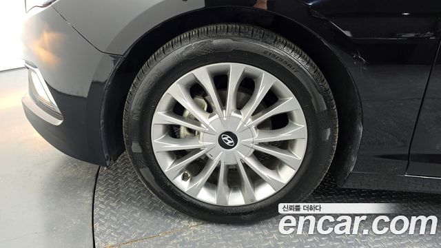 Hyundai Sonata 2015 — photo 28