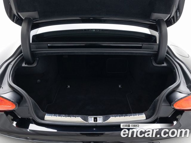 Bentley Continental 2024 — photo 9